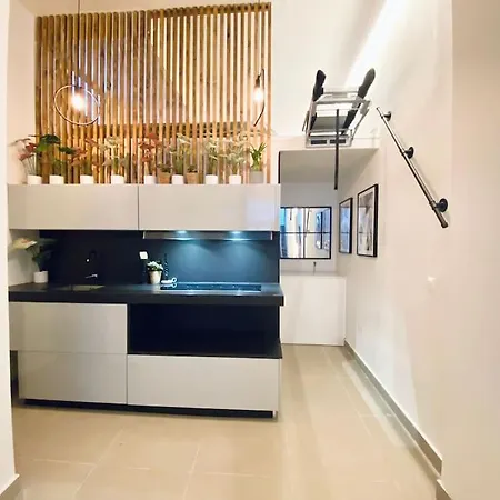 Hidden Jewel Next To The Center In Apartamento