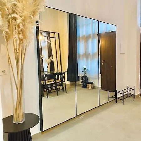 Hidden Jewel Next To The Center In Apartment *